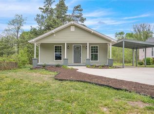 3907 Peterson Ave, Greensboro, NC 27405