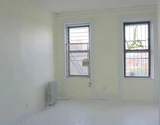 Rented by Compass | media 10