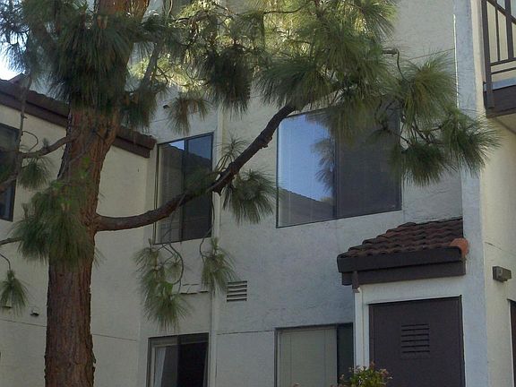 3rd floor top unit, only one neighbor (bottm)