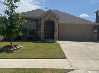 8425 Grand Oak Rd, Fort Worth, TX 76123