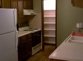 8905 E Funston St, Wichita, KS 67207