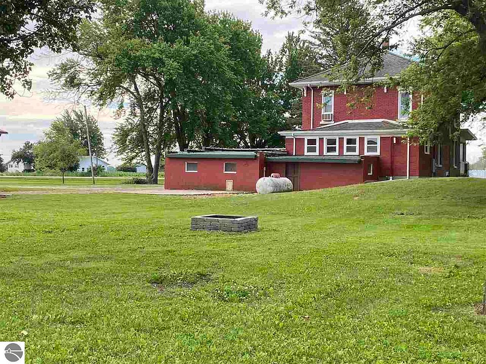 3165 E Weidman Rd, Rosebush, MI 48878 Zillow