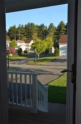 4th image of 8 Rockville Mdws