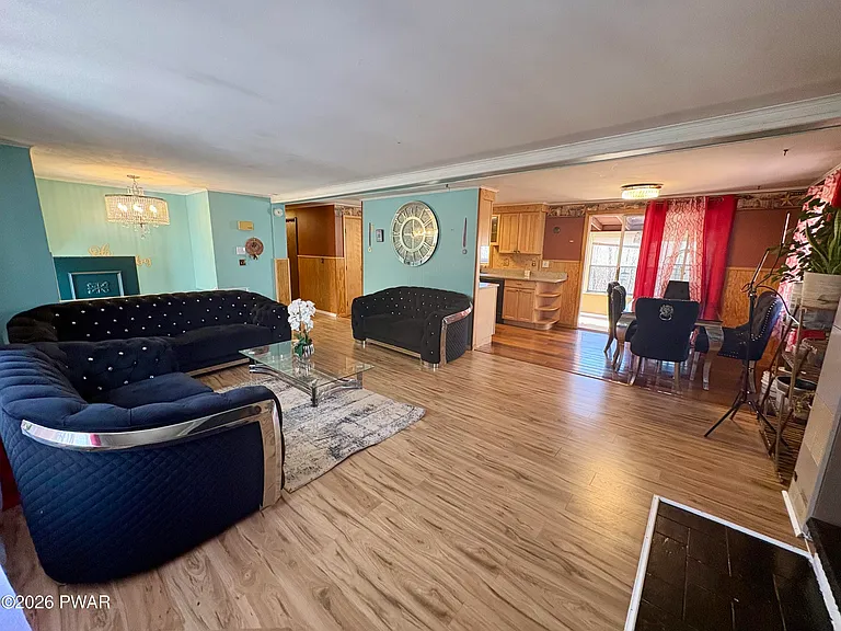 2193 Spring Dr — Photo 10