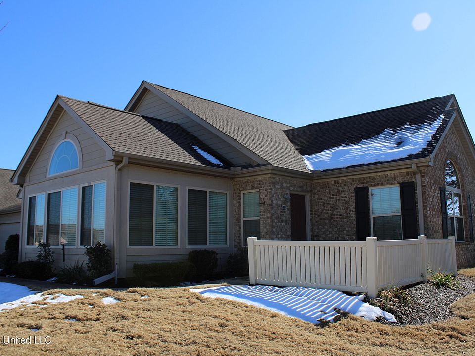 1st image of 8641 Parkview Oaks Cir