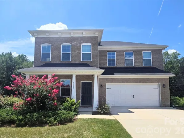3307 Sand Post Oak Ct, Gastonia, NC 28056