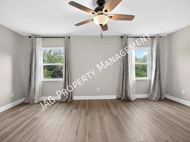 1046 Winter Springs Blvd — Photo 21