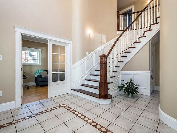 4th image of 5668 Ogilvie St