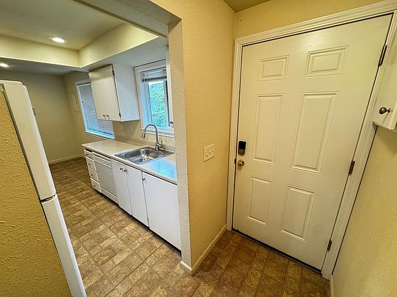 3rd image of 5024 212th St SW