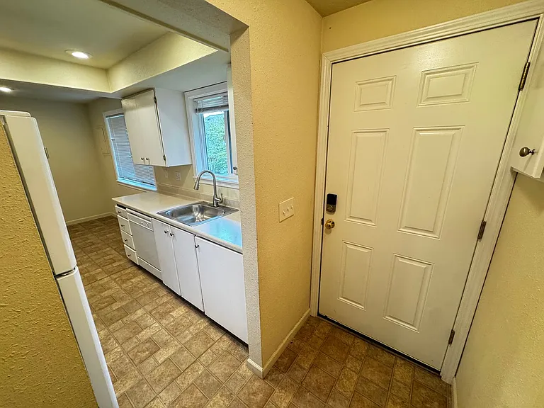 5024 212th St SW — Photo 3