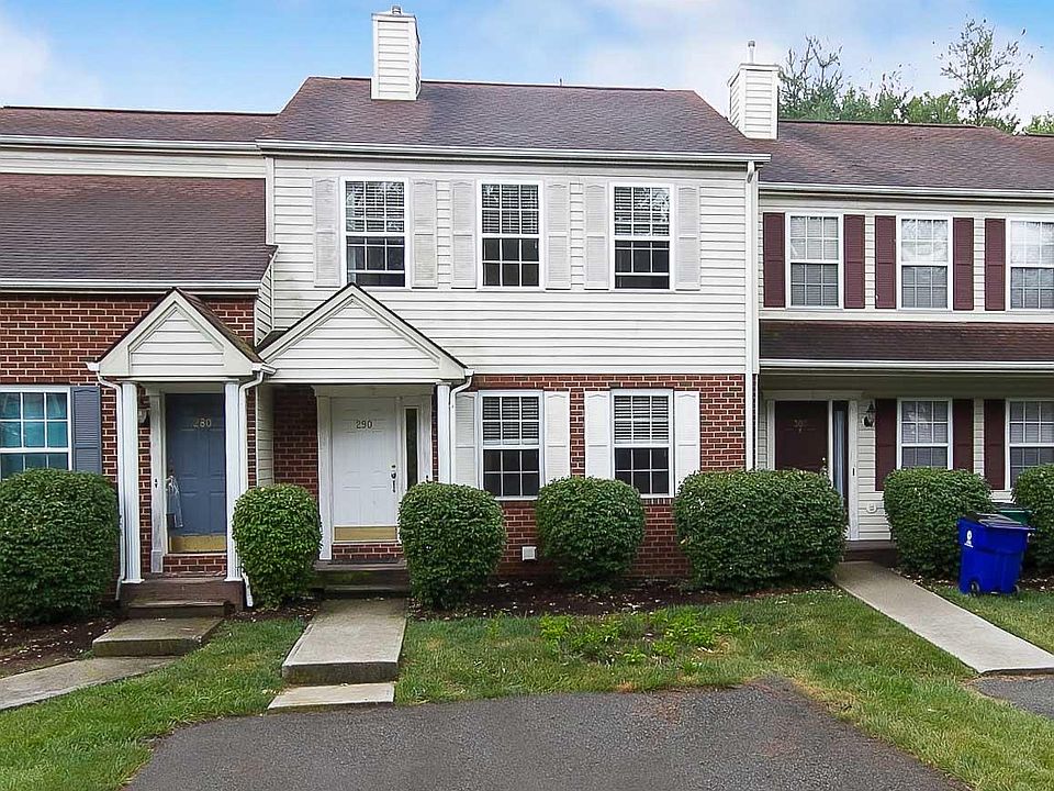 1st image of 290 Bronze Leaf Dr