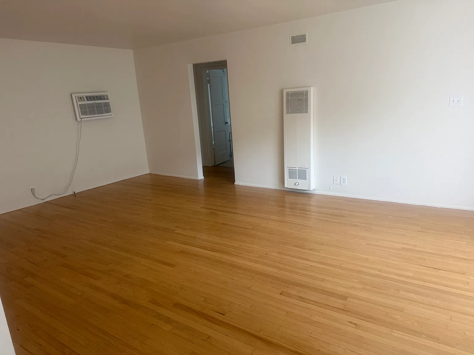 1 bed, 800 sqft, $2,095 — Photo 4