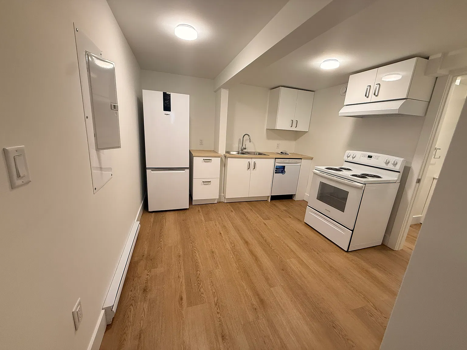 1 bed, $2,000 — Photo 4