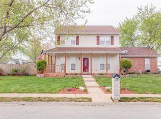 1254 Hillock Ln, O'Fallon, IL 62269