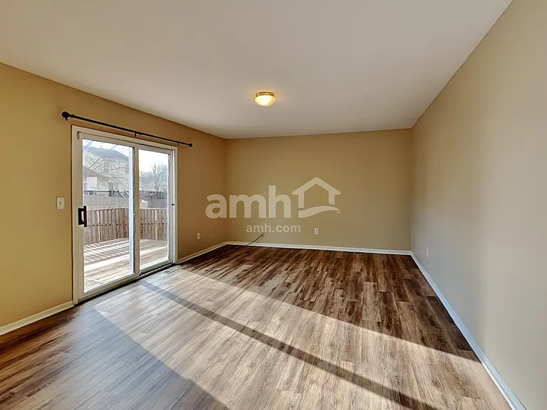 5785 Chase Run — Photo 6