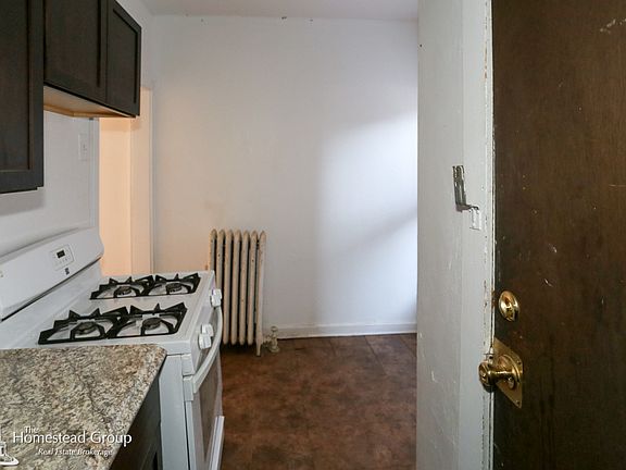 5th image of 931 W Sunnyside Ave #3E