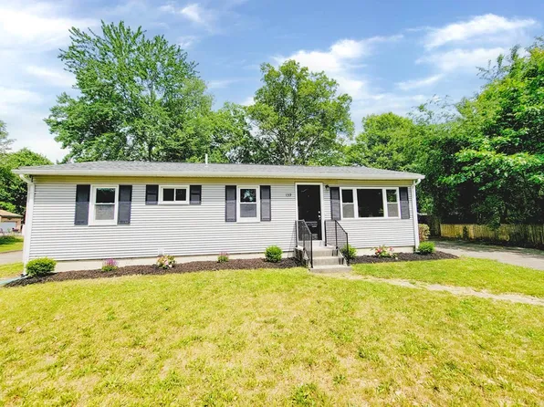 139 Maybrook Rd, Springfield, MA 01129
