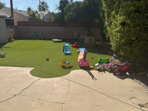 6251 Belmar Ave, Reseda, CA 91335