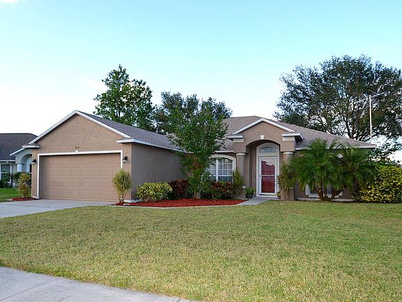 2nd image of 999 Sabal Grove Dr