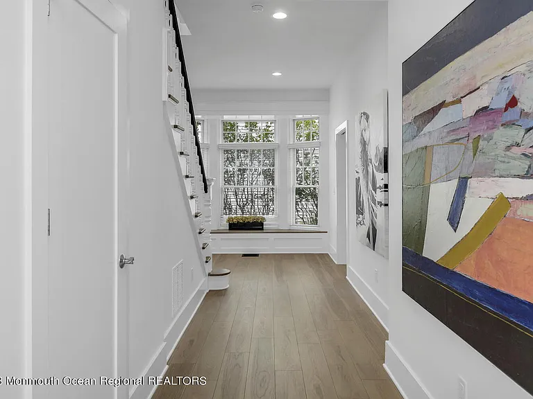 24 Park Rd — Photo 17