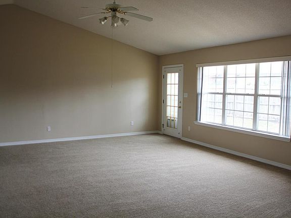 3rd image of 6960 Cotton Boll Ln