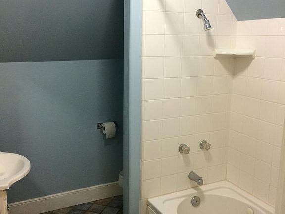 Upstairs Mastersuite 1