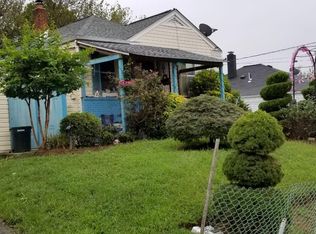 1111 Dunbar Oaks Dr, Capitol Heights, MD