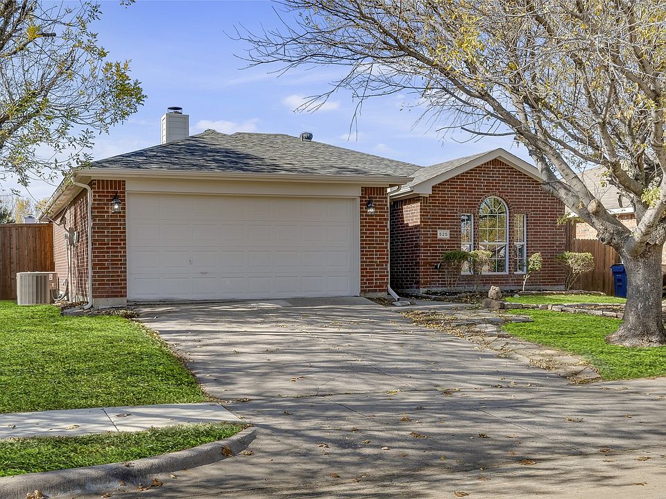 1st image of 525 Port Allen Dr