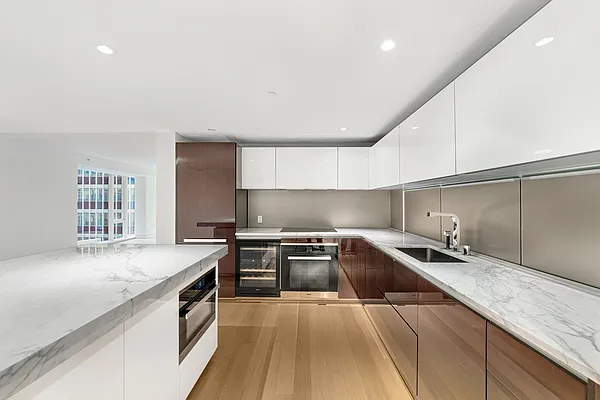 Rented by Century 21 Scope Realty | media 25