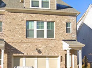 200 Mahone Dr, Lilburn, GA 30047