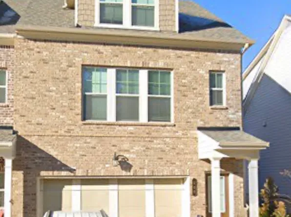 200 Mahone Dr, Lilburn, GA 30047