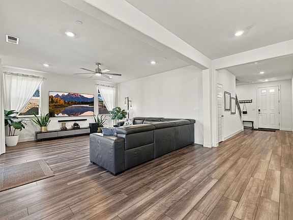 5th image of 4185 Bellwether Way