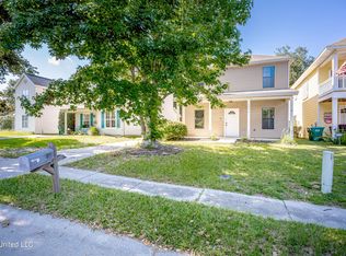 1453 Georgia Pl, Gulfport, MS 39507
