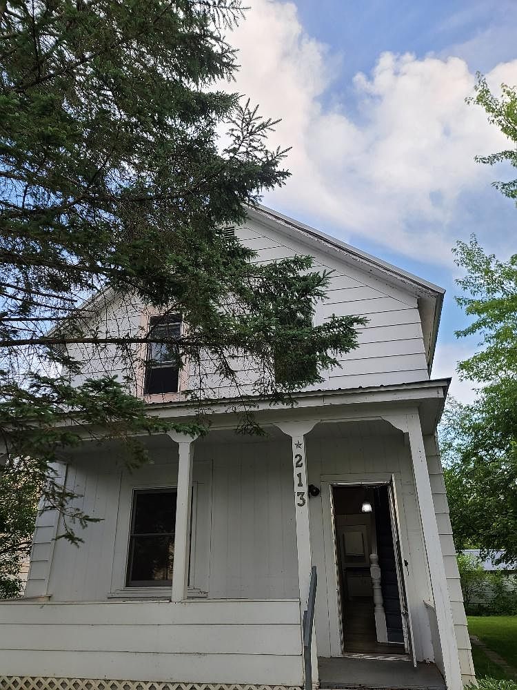 213 1st St, Sandstone, MN 55072 Zillow