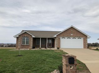 1199 Stono Mountain Dr, Farmington, MO 63640