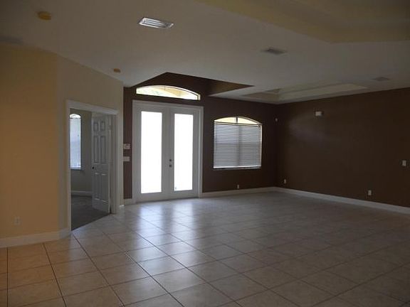 2nd image of 4256 SW Savona Blvd