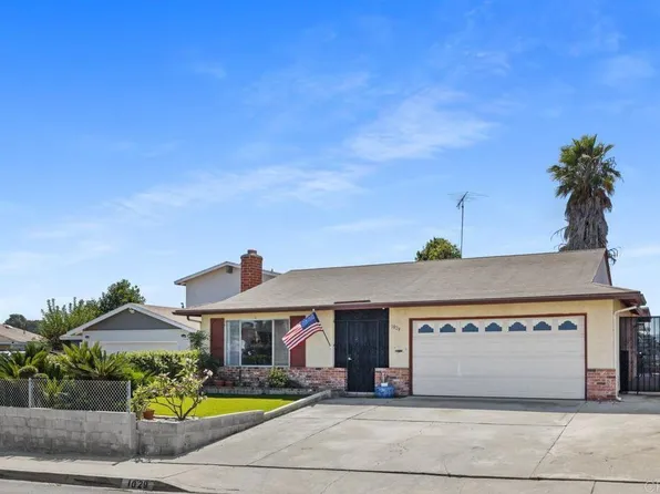 1029 Reef Dr, San Diego, CA 92154
