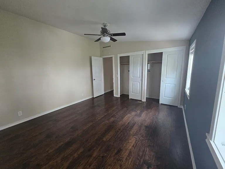 375 S 200 W — Photo 20