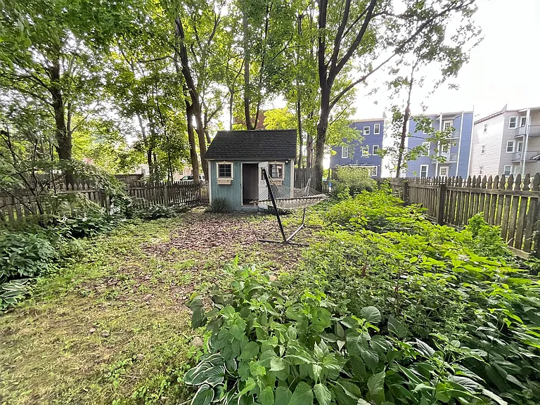 17 Anderson St — Photo 35