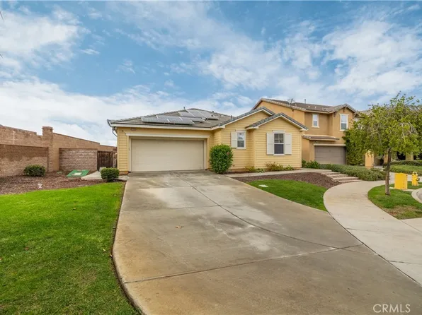 10894 Clover Cir, Corona, CA 92883