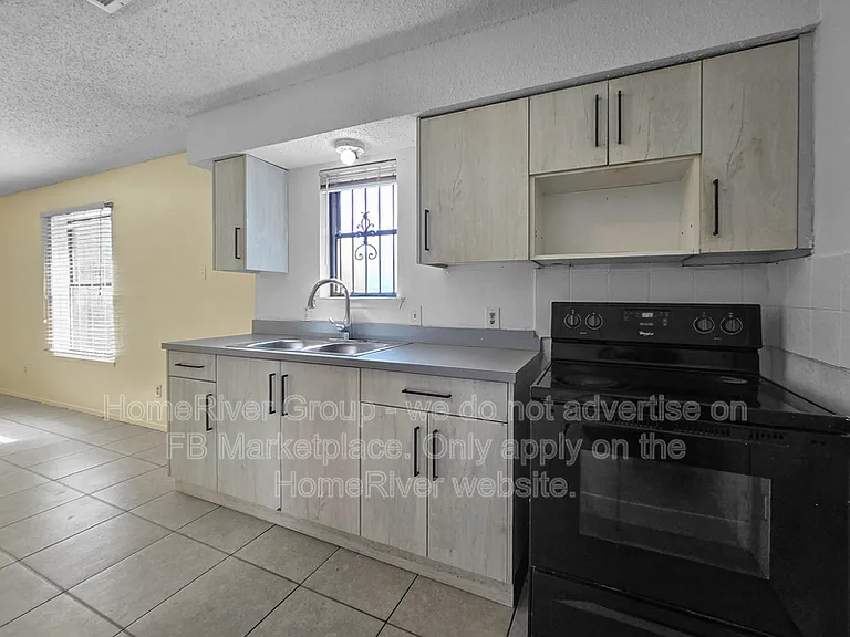 1306 Meriweather Ave — Photo 5