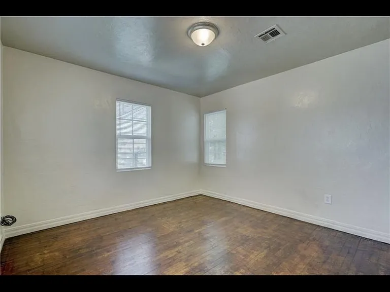 3008 NW 28th St #3008 — Photo 13