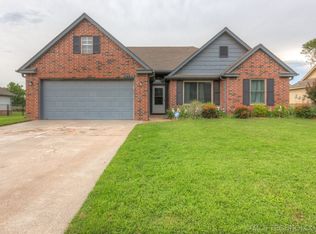 29921 E 137th Pl S, Coweta, OK 74429