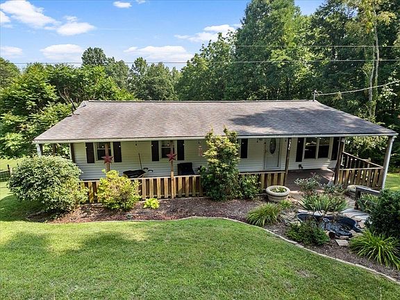 3rd image of 6586 Parrott Mountain Rd
