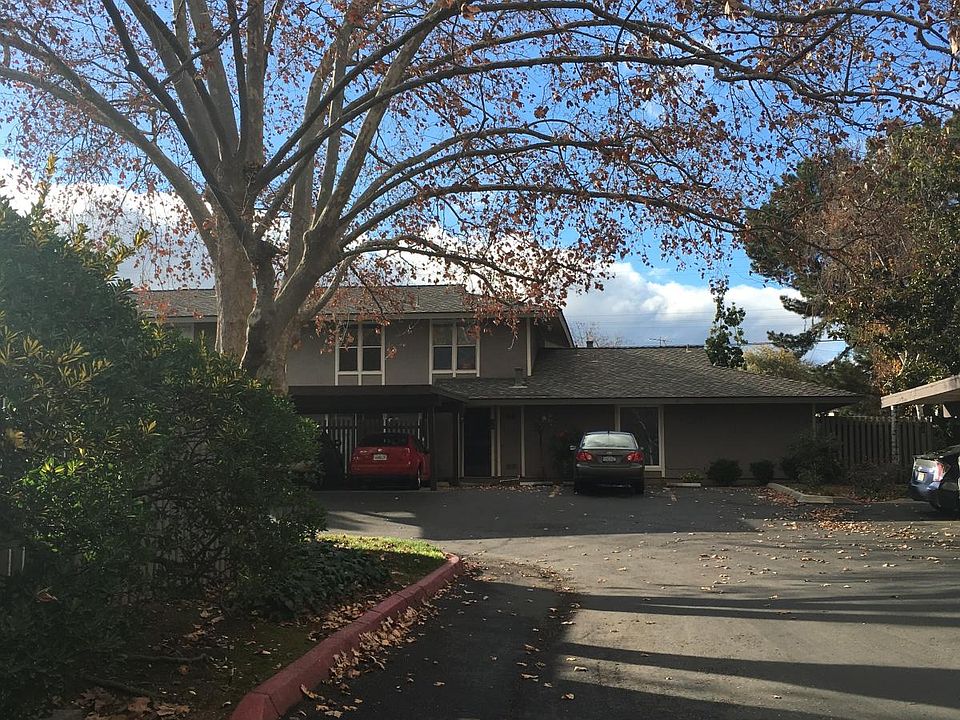 1st image of 21100 White Fir Ct