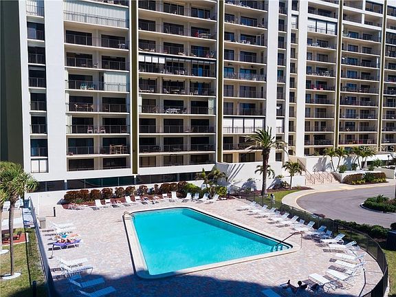 4th image of 1480 Gulf Blvd APT 811