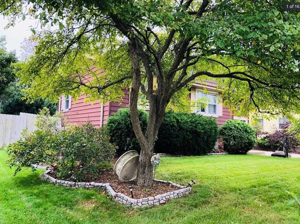 237 Willow Dr