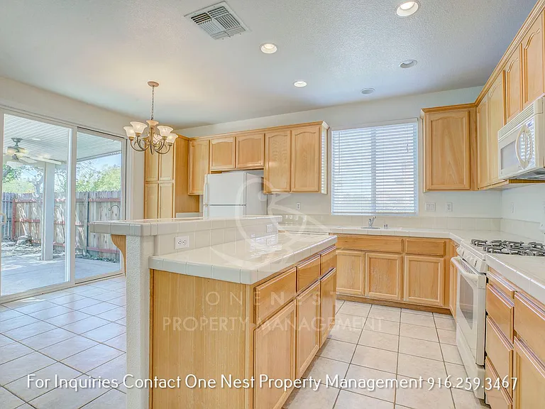 5698 Oakwood Dr — Photo 9