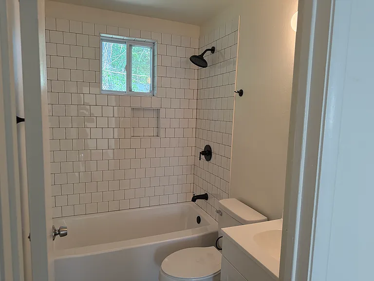 2924 Torbett St #A — Photo 8