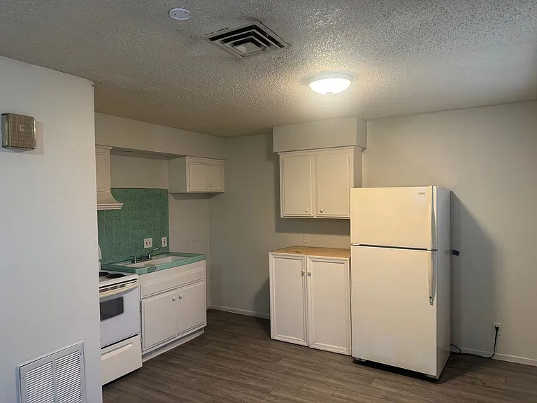 1808 Fairfield Ave — Photo 13